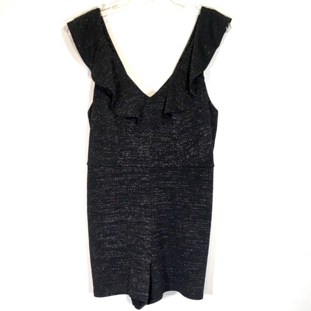 Sleeveless blouse